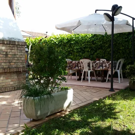 Accanto Al Focolare 2 Panzió