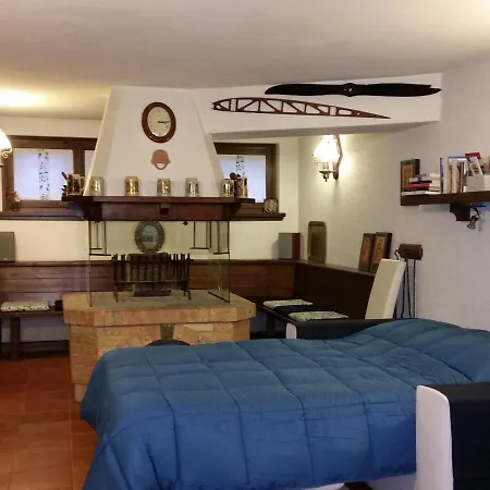 Accanto Al Focolare 2 Bed & Breakfast