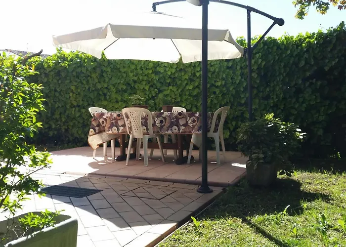 Accanto Al Focolare 2 Panzió Udine